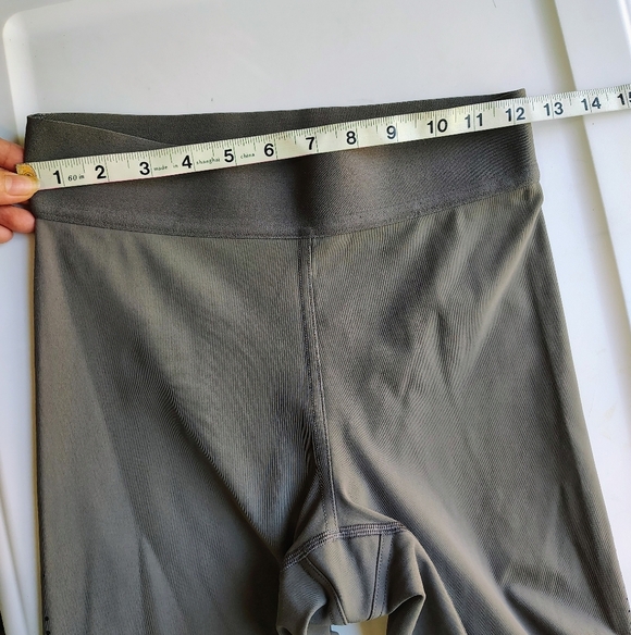 Lululemon x Soulcycle leggings activewear Ride & Reflect 28" Metal Grey sz 6. - Picture 11 of 17